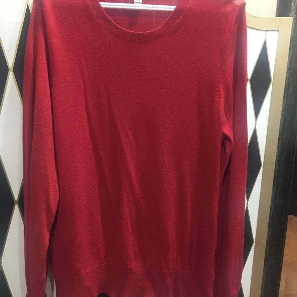 Authentic Men’s Burberry sweater